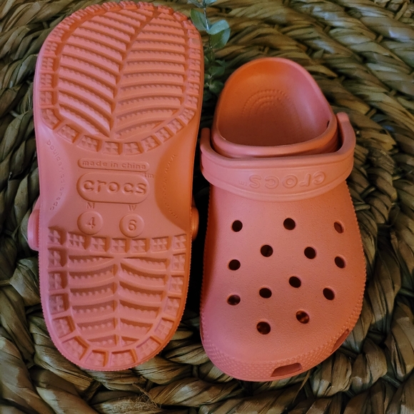 Crocs - Picture 2 of 2